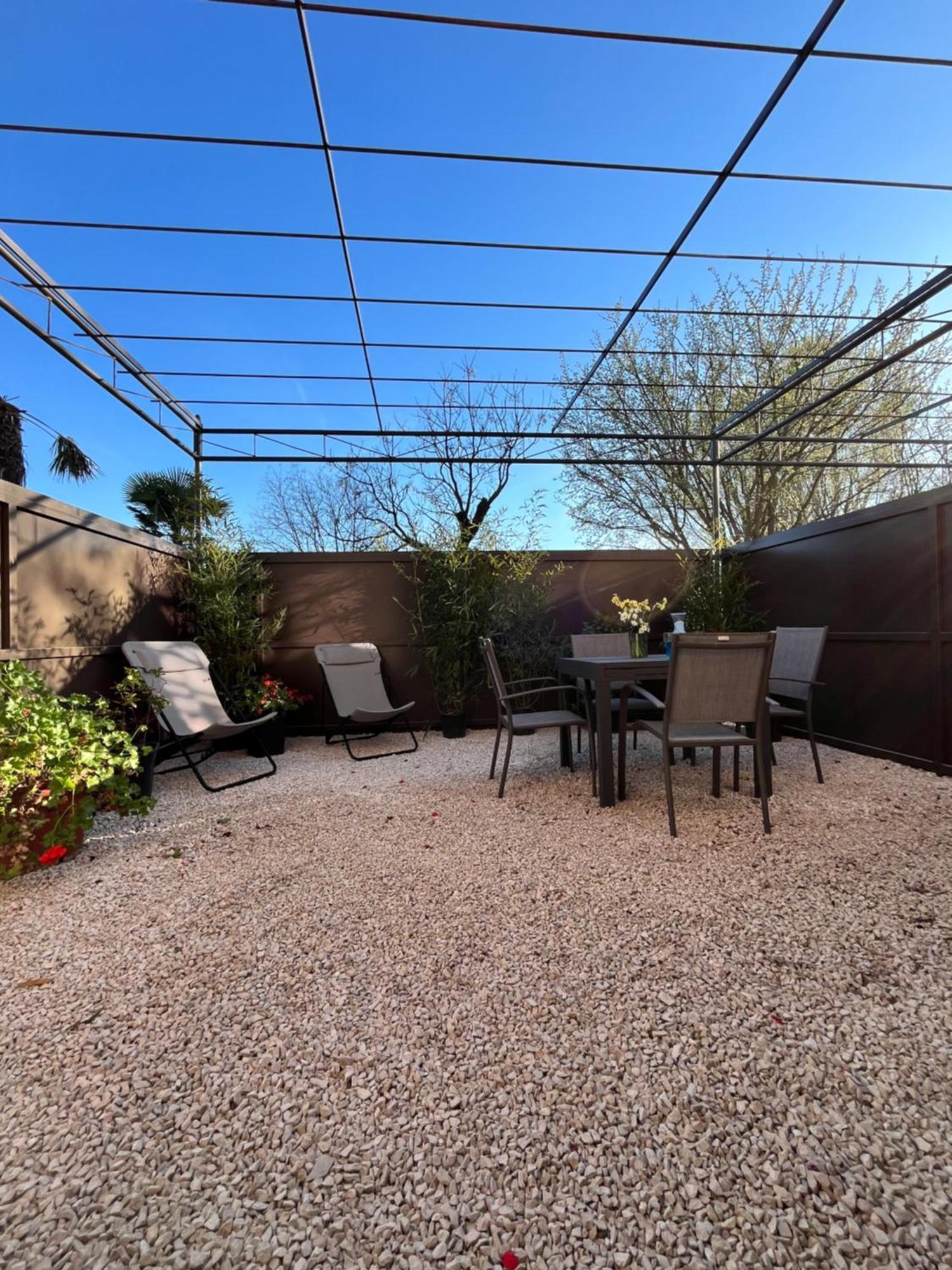 Apartamento La Provence Avec Piscine Privative En Campagne Pernes-les-Fontaines Exterior foto