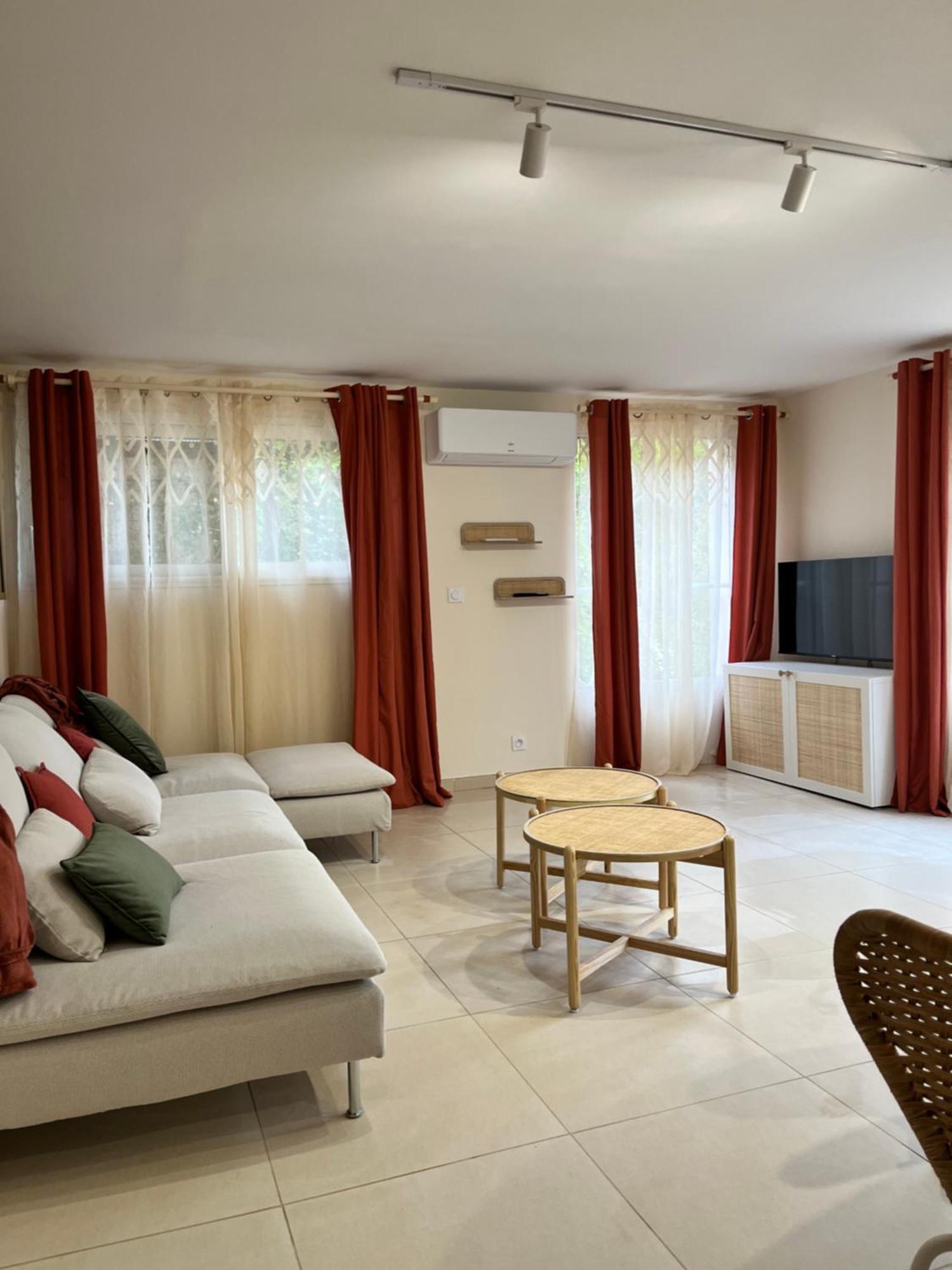 Apartamento La Provence Avec Piscine Privative En Campagne Pernes-les-Fontaines Exterior foto
